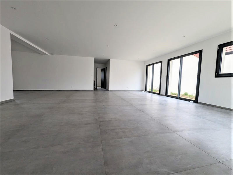 Maison - 125 m² - 5 pièces
