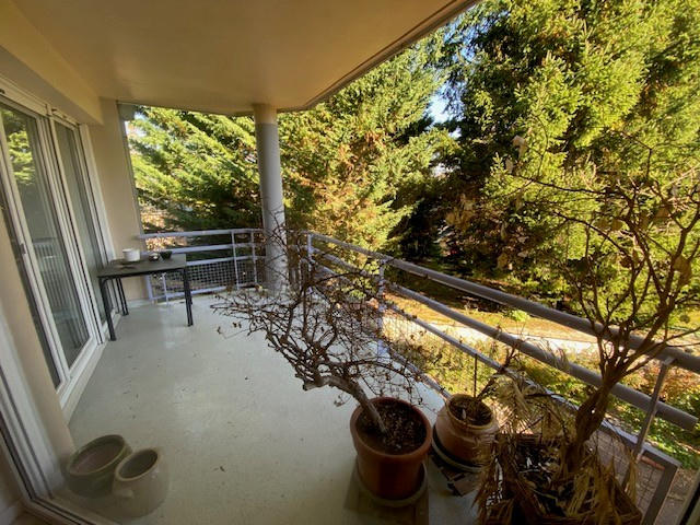 Appartement - 93 m² - 3 pièces