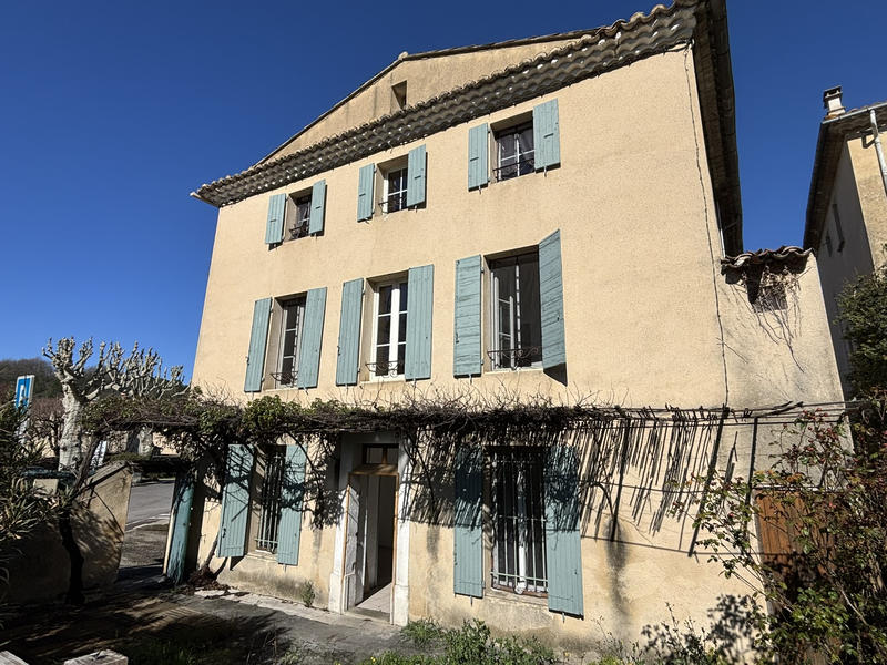 Maison de village - 102 m² - 6 pièces