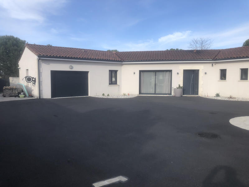 Maison - 90 m² - 3 pièces