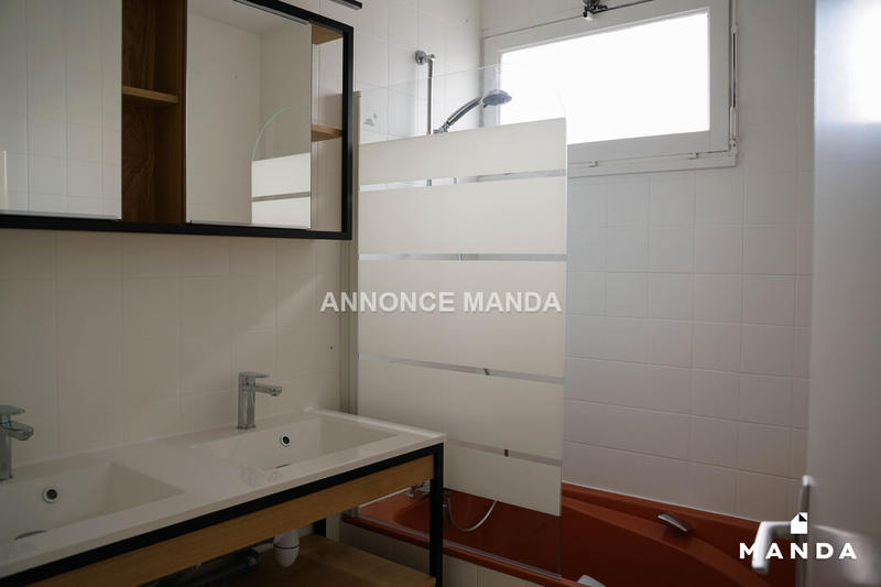 Appartement - 82 m² - 4 pièces