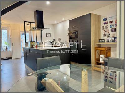 Maison - 136 m² - 6 pièces