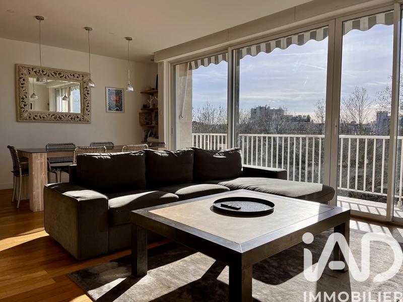 Appartement - 90 m² - 4 pièces