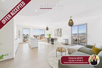 Appartement - 97 m² - 4 pièces