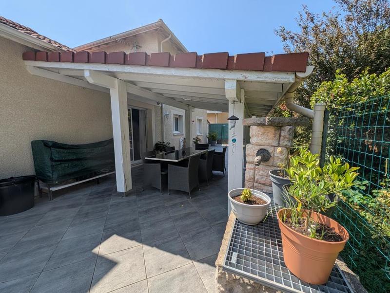 Villa - 145 m² - 6 pièces