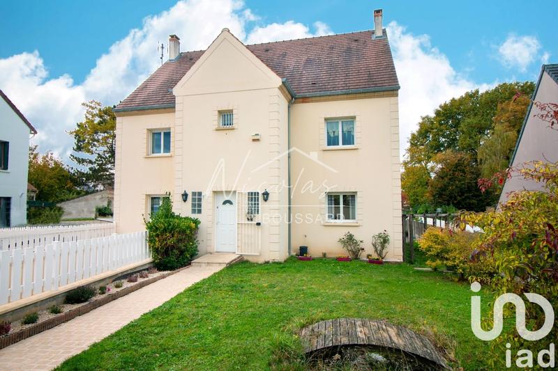 Maison - 212 m² - 8 pièces