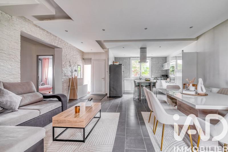 Maison - 153 m² - 6 pièces