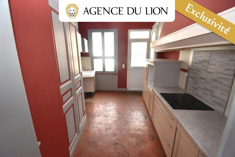 Appartement - 161 m² - 6 pièces