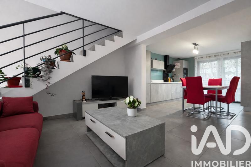Maison - 95 m² - 4 pièces
