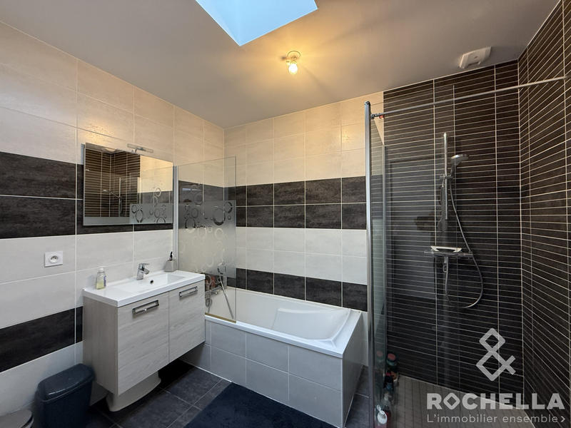 Maison - 95 m² - 4 pièces