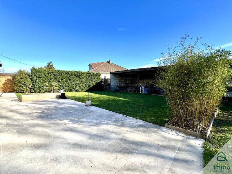 Demeure - 210 m² - 8 pièces