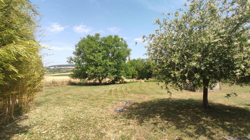 Maison - 242 m² - 7 pièces