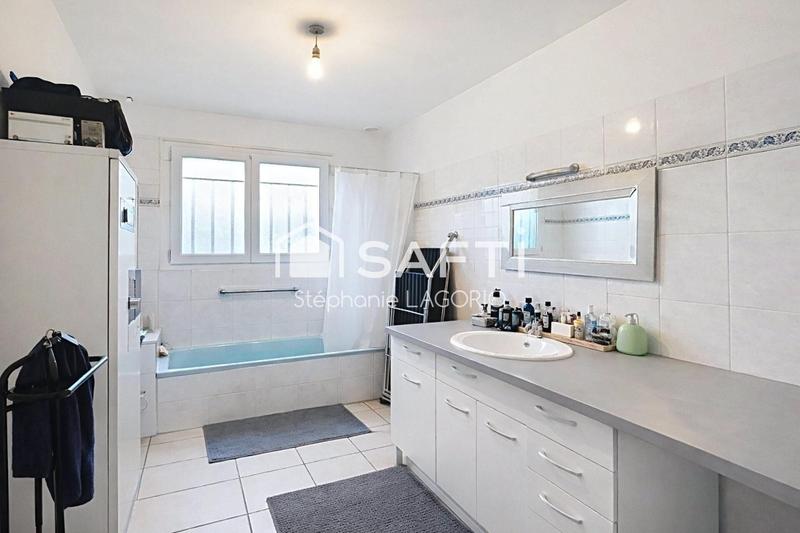 Villa - 100 m² - 4 pièces