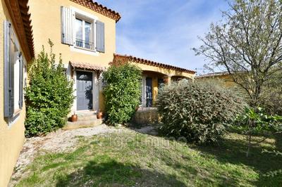 Villa - 111 m² - 4 pièces