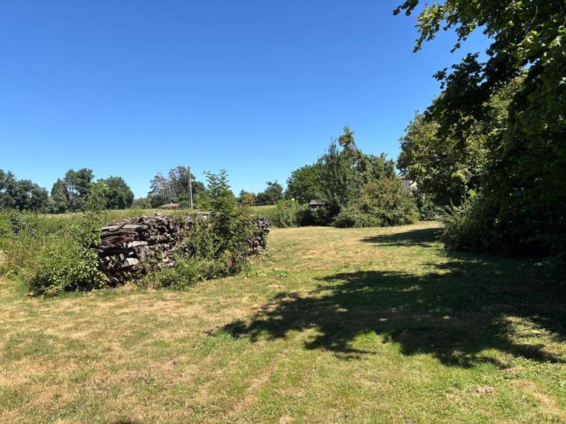 Terrain constructible - 750 m²