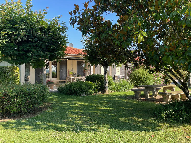 Maison - 170 m² - 6 pièces