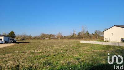 Terrain - 2 000 m²