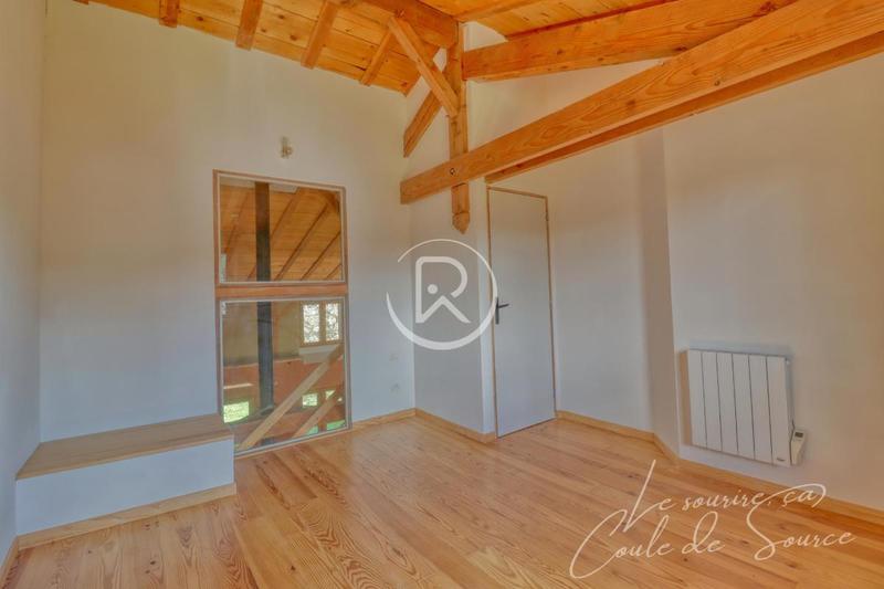 Maison de bois - 130 m² - 5 pièces