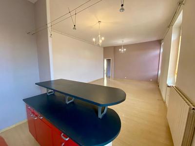 Appartement - 110 m² - 4 pièces