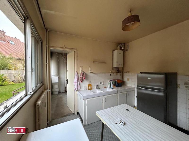Appartement - 99 m² - 5 pièces