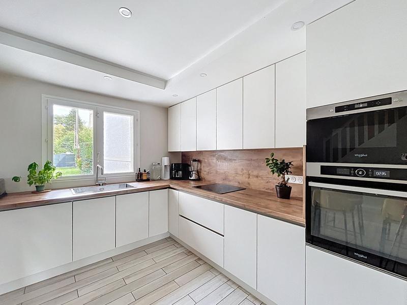 Maison - 189 m² - 7 pièces