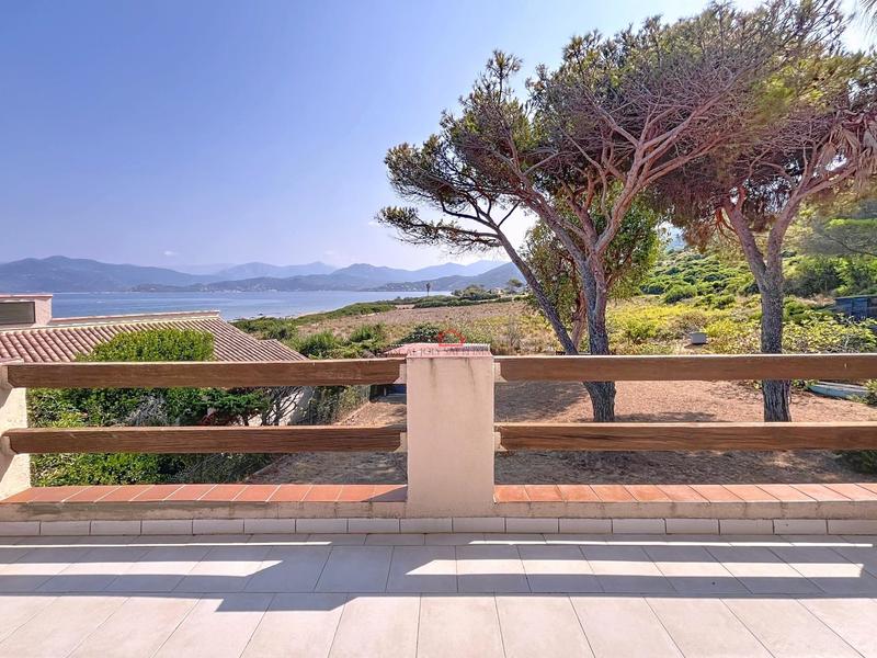 Maison - 138 m² - 6 pièces