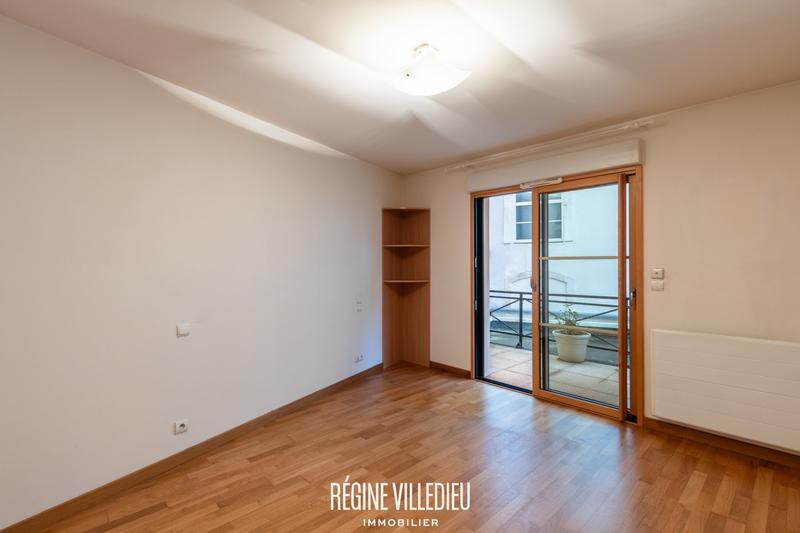 Appartement - 174 m² - 6 pièces
