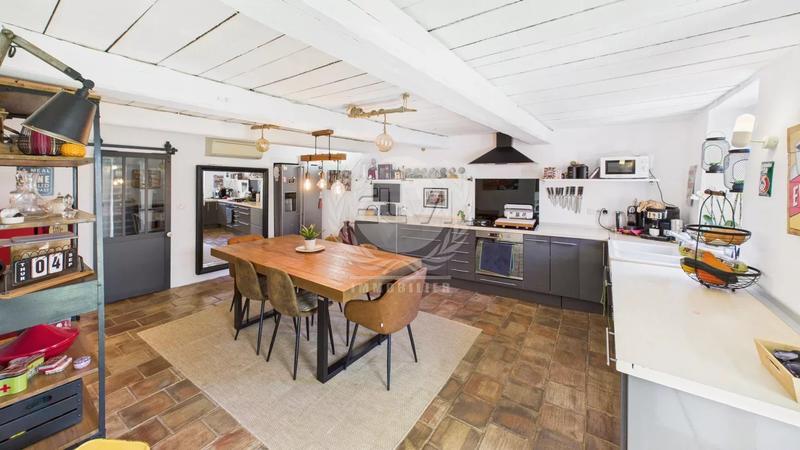 Maison - 135 m² - 5 pièces