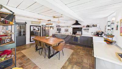 Maison - 135 m² - 5 pièces