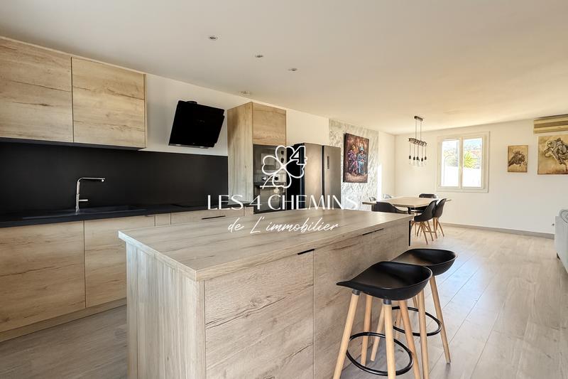 Maison - 107 m² - 5 pièces