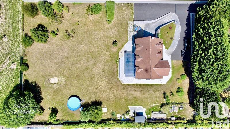 Maison - 186 m² - 8 pièces