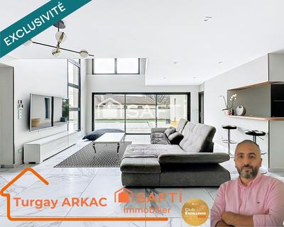 Maison - 194 m² - 6 pièces