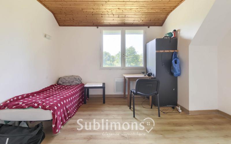 Maison traditionnelle - 140 m² - 7 pièces