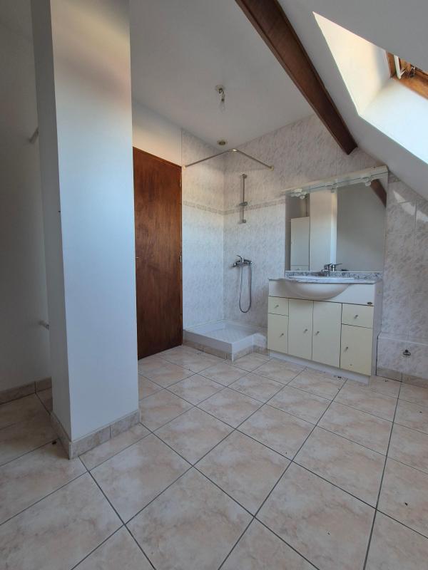 Maison - 205 m² - 8 pièces