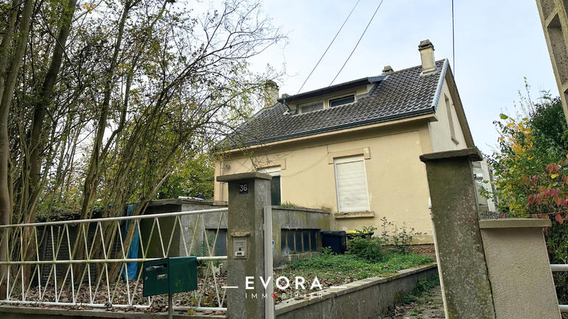 Maison - 85 m² - 5 pièces