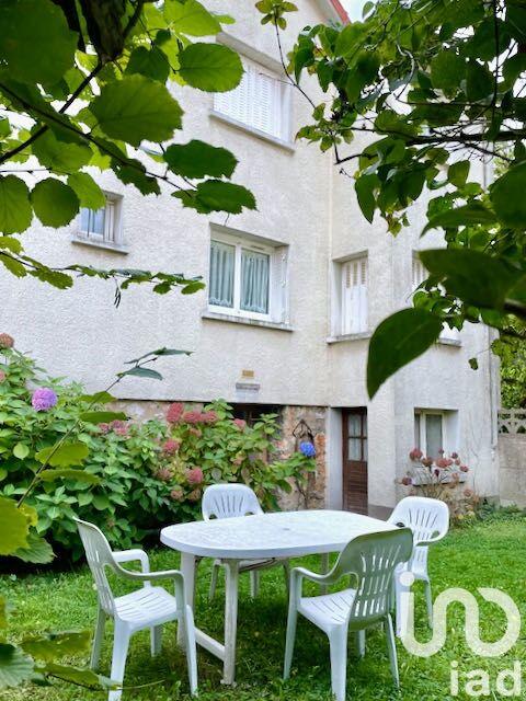 Maison - 169 m² - 8 pièces