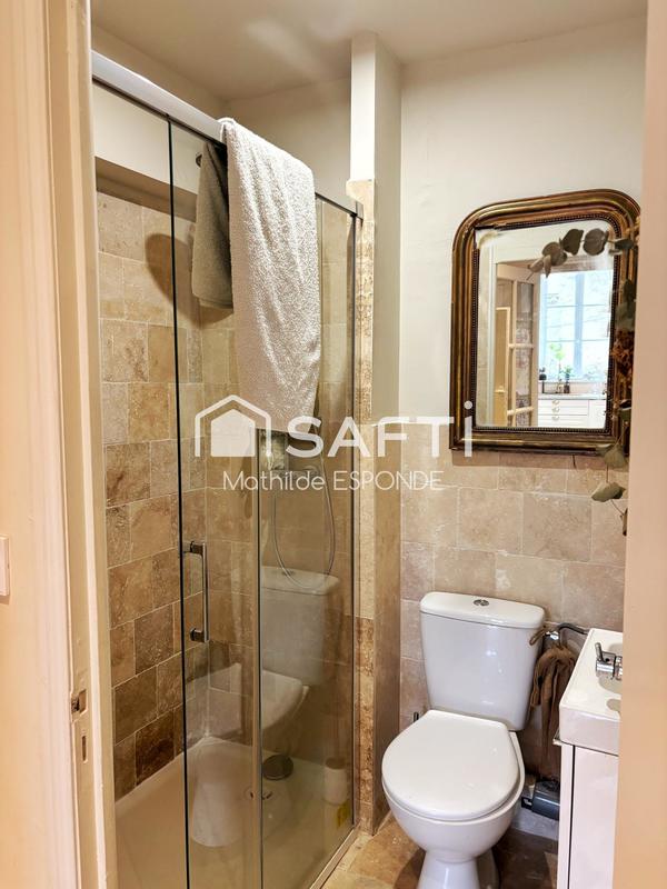 Maison - 342 m² - 10 pièces