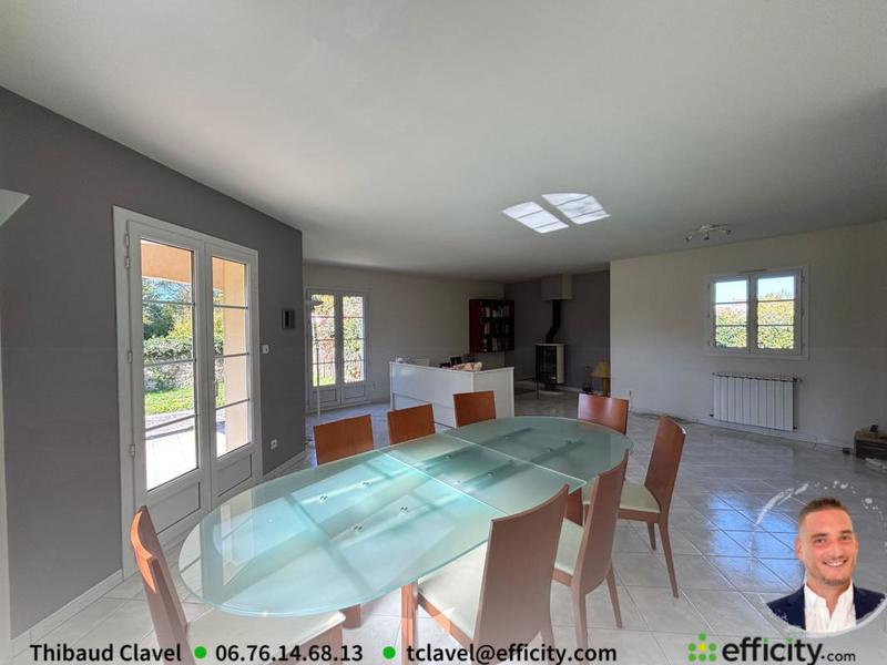 Maison - 171 m² - 6 pièces