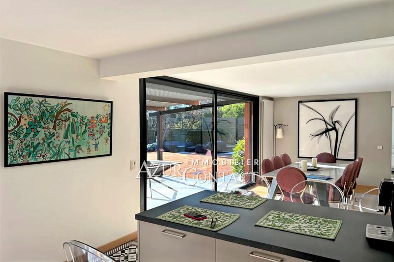 Maison - 205 m² - 4 pièces