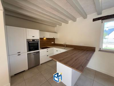 Maison - 182 m² - 8 pièces