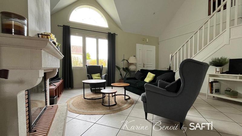 Maison - 171 m² - 7 pièces