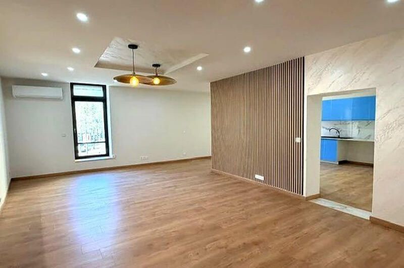 Appartement - 93 m² - 2 pièces