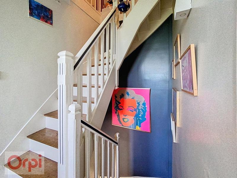 Maison - 109 m² - 6 pièces