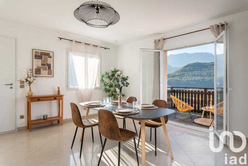 Maison - 145 m² - 4 pièces