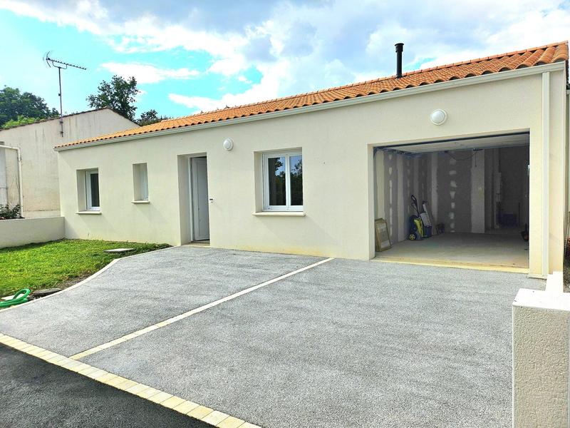 Maison - 82 m² - 4 pièces