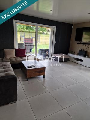 Maison - 155 m² - 10 pièces