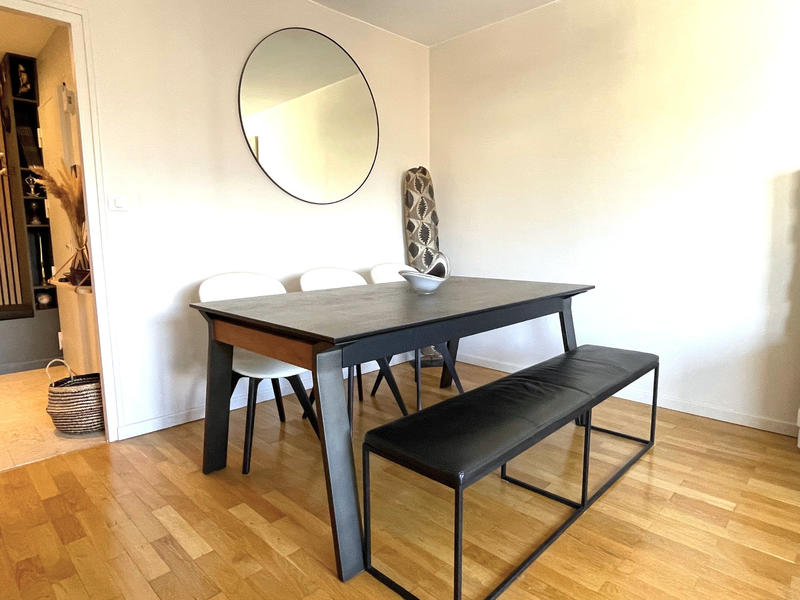 Appartement - 94 m² - 4 pièces