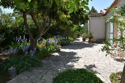 Maison traditionnelle - 122 m² - 5 pièces