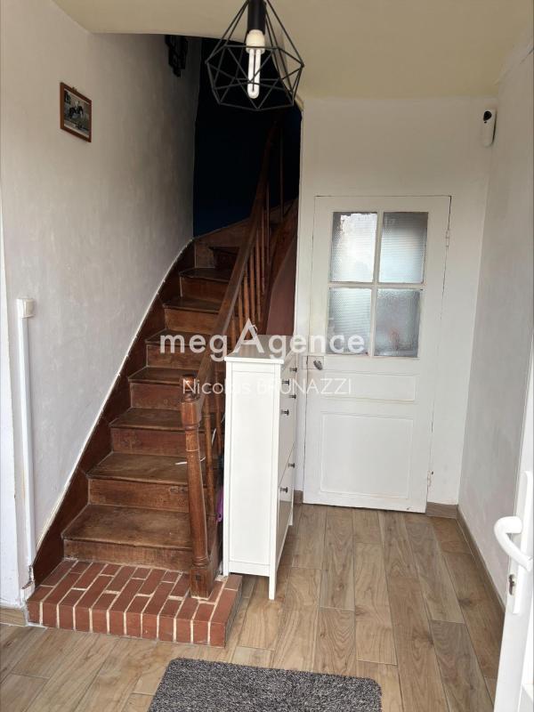 Propriété - 80 m² - 4 pièces