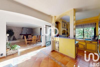 Maison - 104 m² - 4 pièces